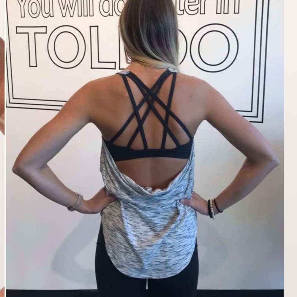 Lululemon Free to Be Serene Tank💫
